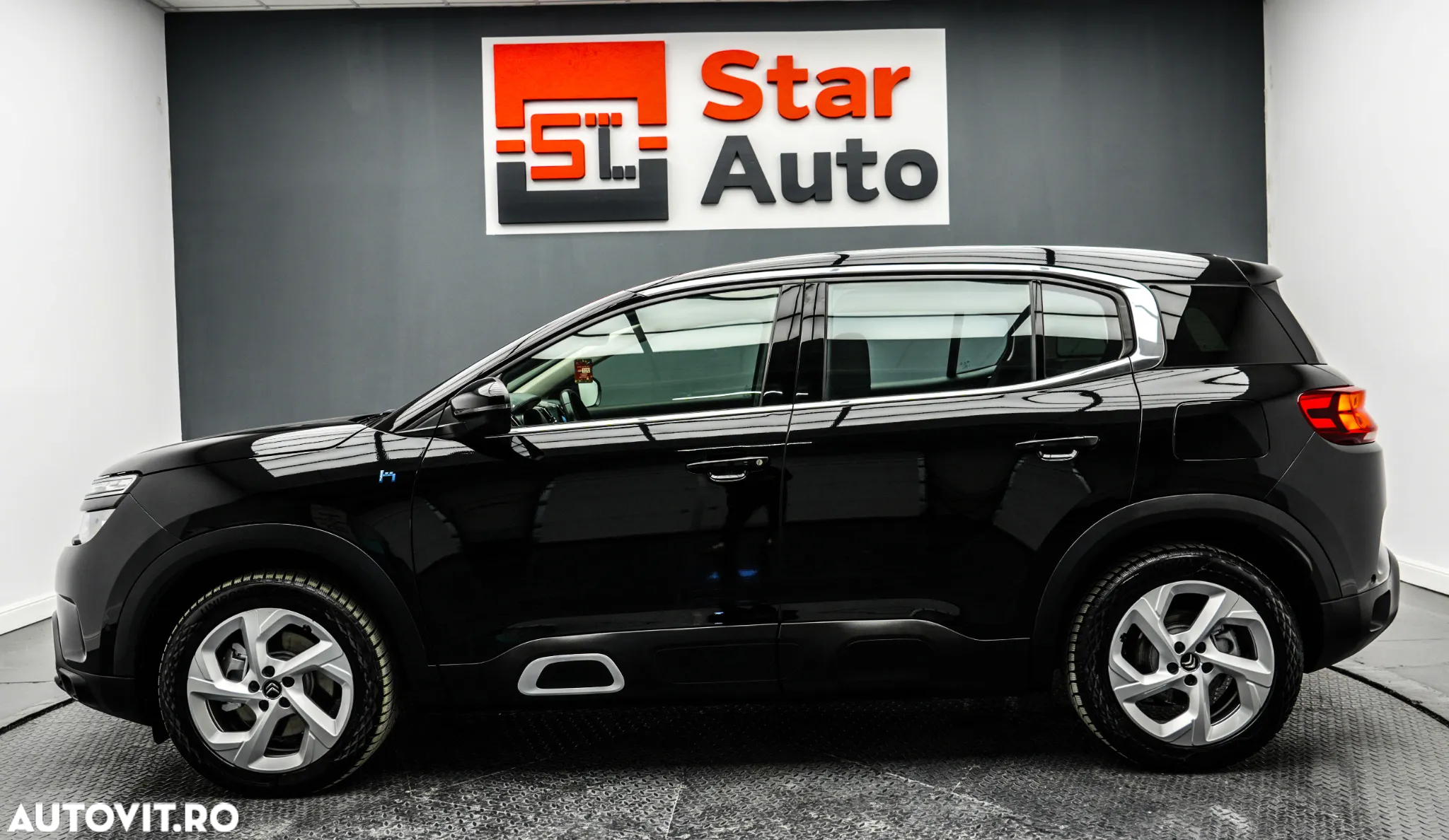 Citroën C5 Aircross 1.6 Hybrid FWD 225 EAT8 Shine - 10