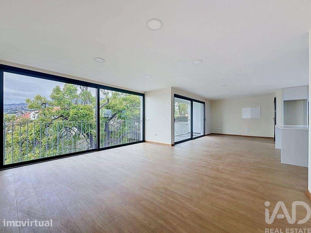 Apartamento T2 em Funchal (Santa Maria Maior) de 130,00 m2 - Grande imagem: 5/27