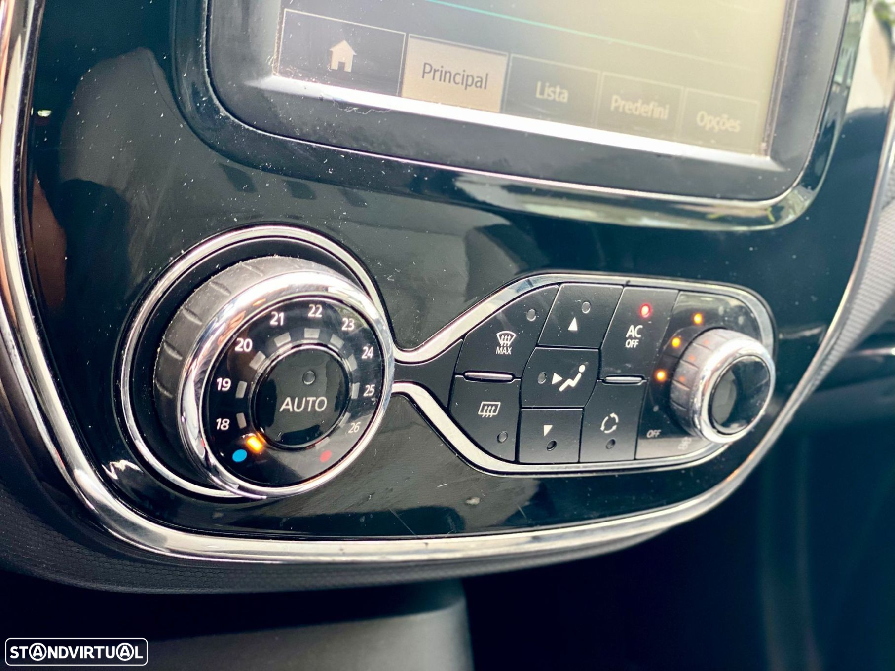 Renault Captur 1.5 dCi Exclusive - 23