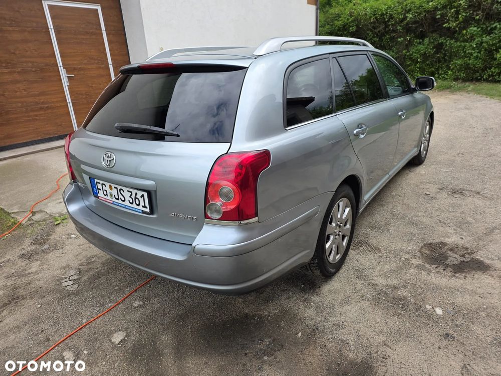 Toyota Avensis 1.8 VVT-i Edition - 31