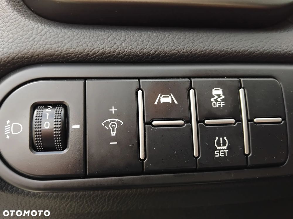 Kia Ceed 1.5 T-GDI M - 15