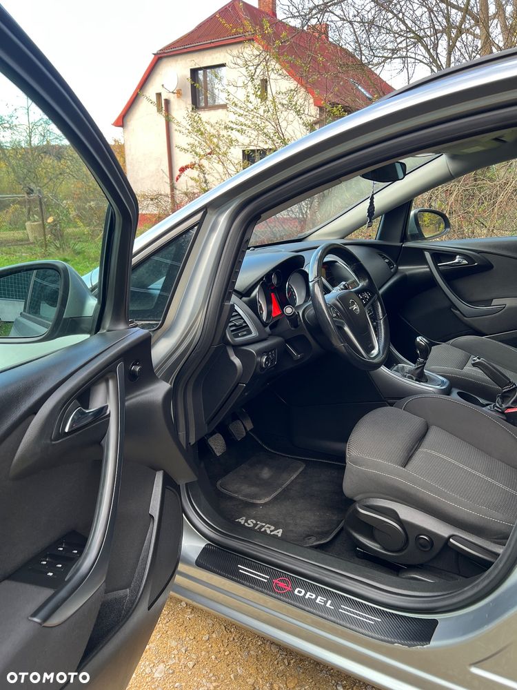 Opel Astra IV 1.6 CDTI Sport - 10
