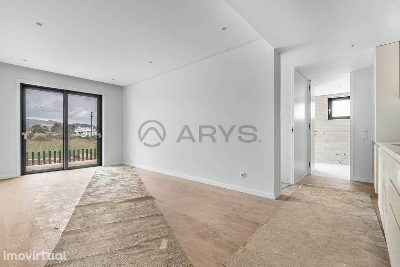 APARTAMENTO T1 NOVO COM JARDIM - Grande imagem: 3/27