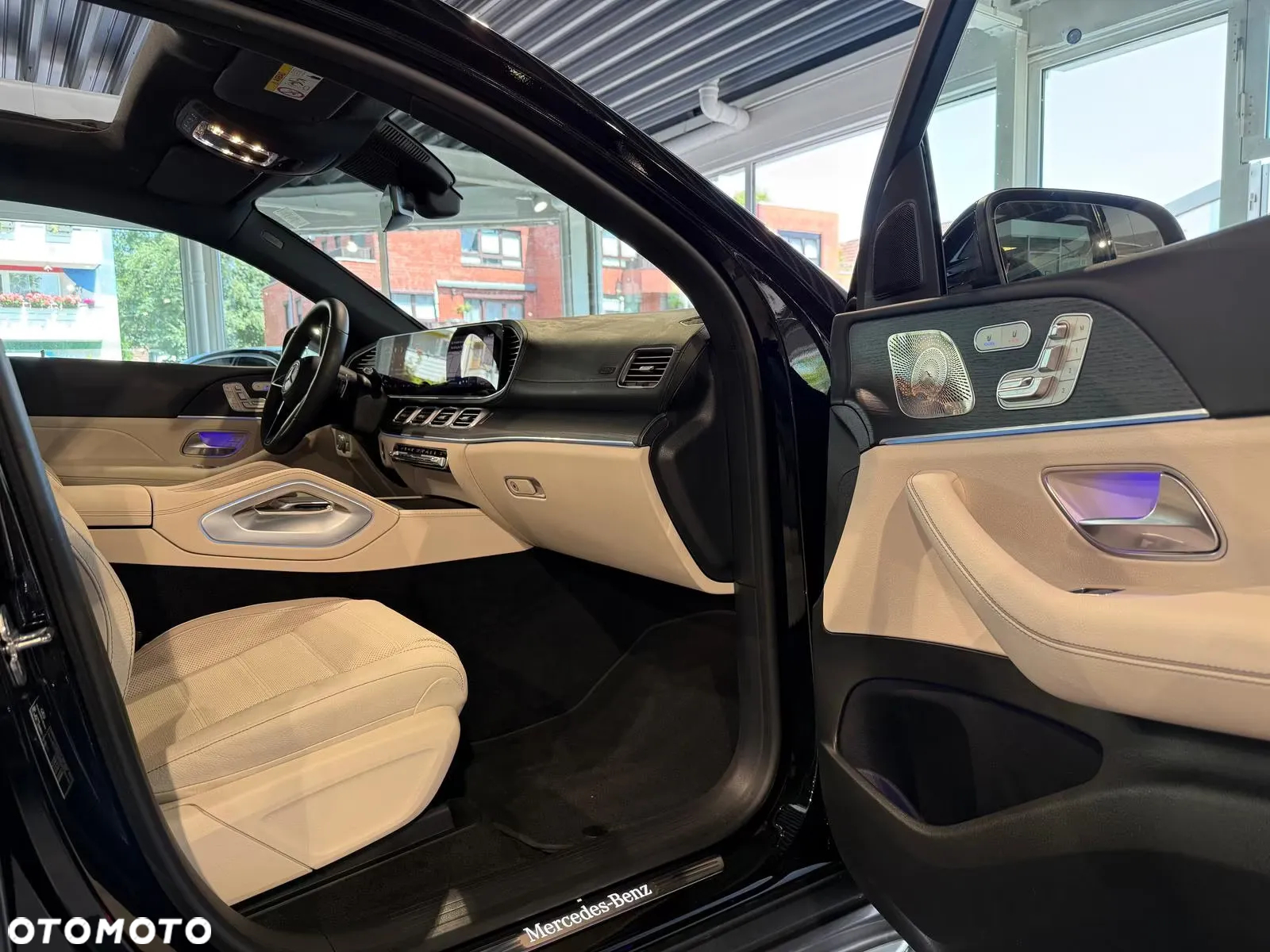 Mercedes-Benz GLE 300 d 4-Matic - 15