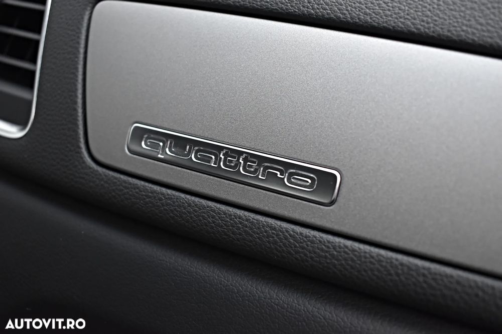 Audi Q3 2.0 TDI Quattro S tronic - 29