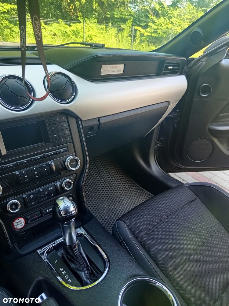 Ford Mustang 3.7 V6 - 10