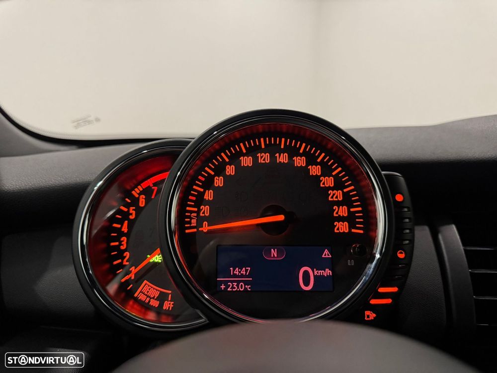 MINI 3 Portas One - 10