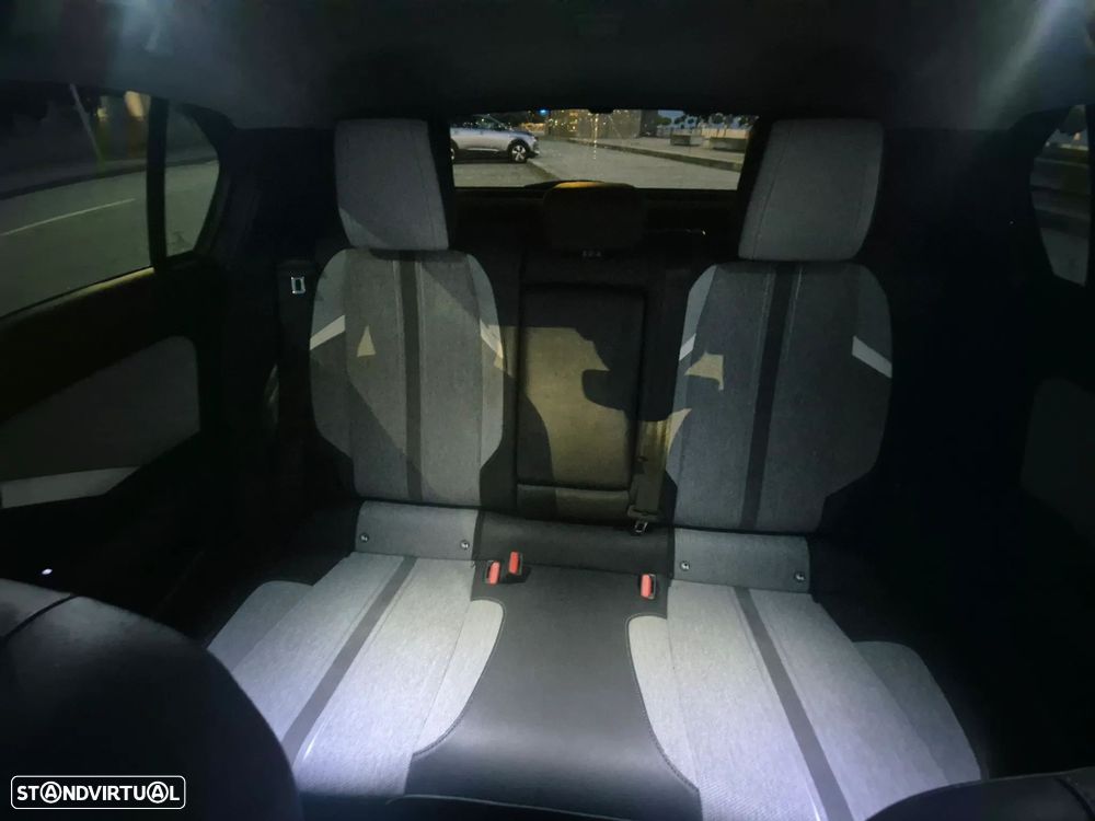 Opel Astra 1.2 T Elegance - 13