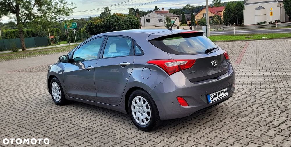 Hyundai i30 1.4 Classic - 6