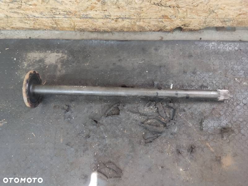 PÓŁOŚ LEWY TYŁ IVECO EUROCARGO I - 1