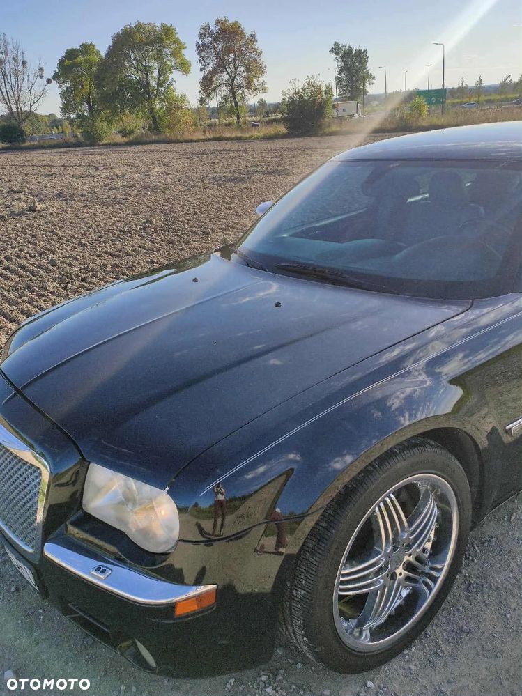 Chrysler 300C 5.7 V8 Hemi - 3