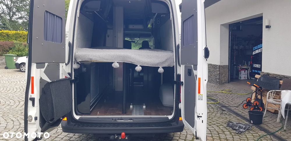 Volkswagen Crafter - 10