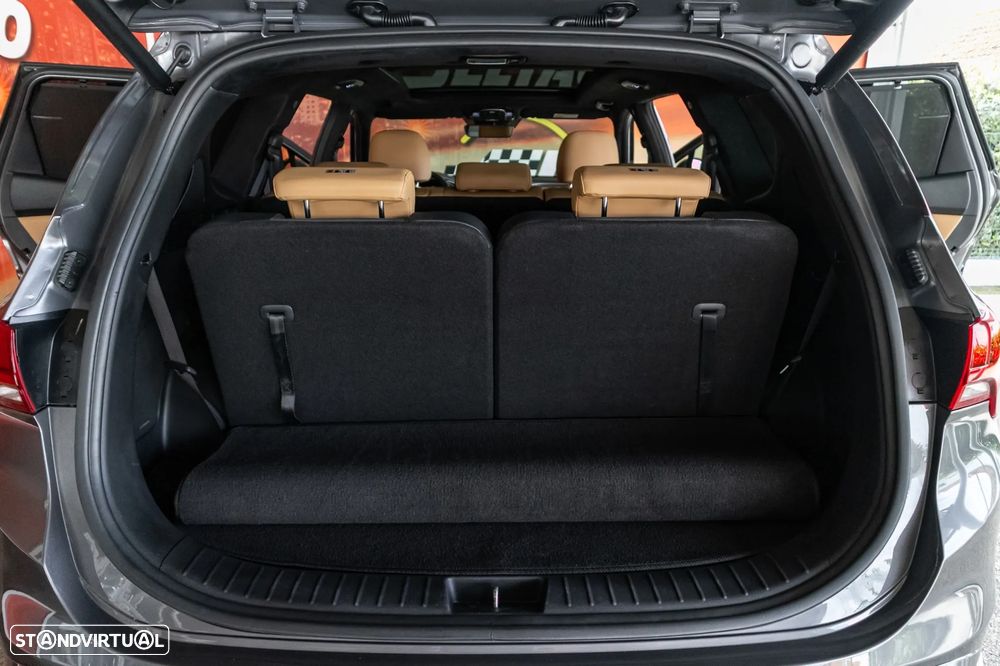 Hyundai Santa Fe 2.2 CRDi Vanguard+Luxury Pack - 34