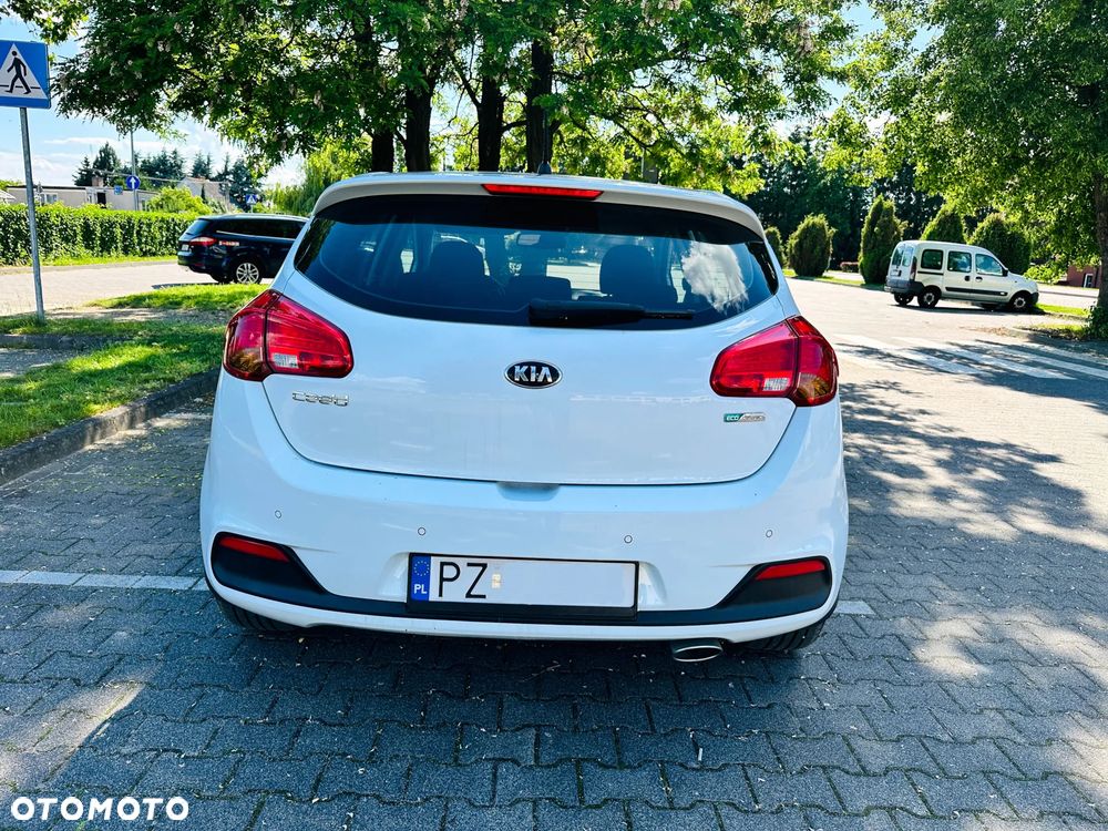 Kia Ceed 1.6 CRDi L - 6