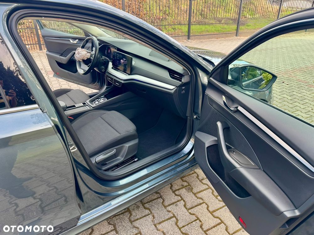 Skoda Octavia 2.0 TDI DSG Style - 12