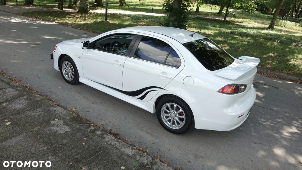 Mitsubishi Lancer 1.6 ClearTec Invite - 30