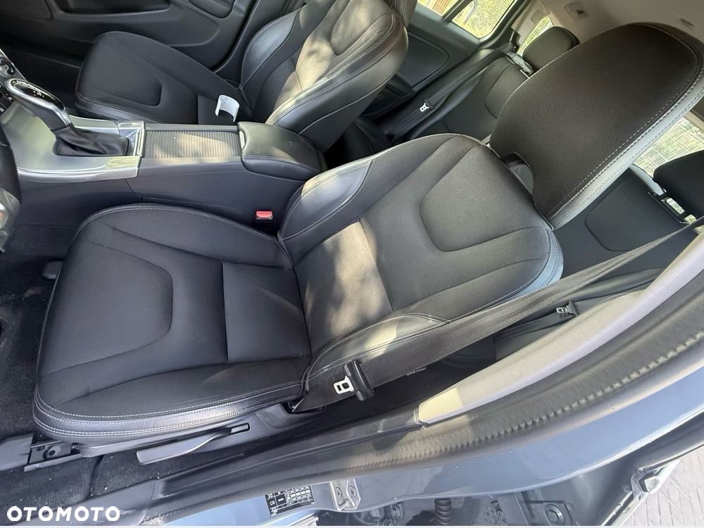 Volvo V60 - 12