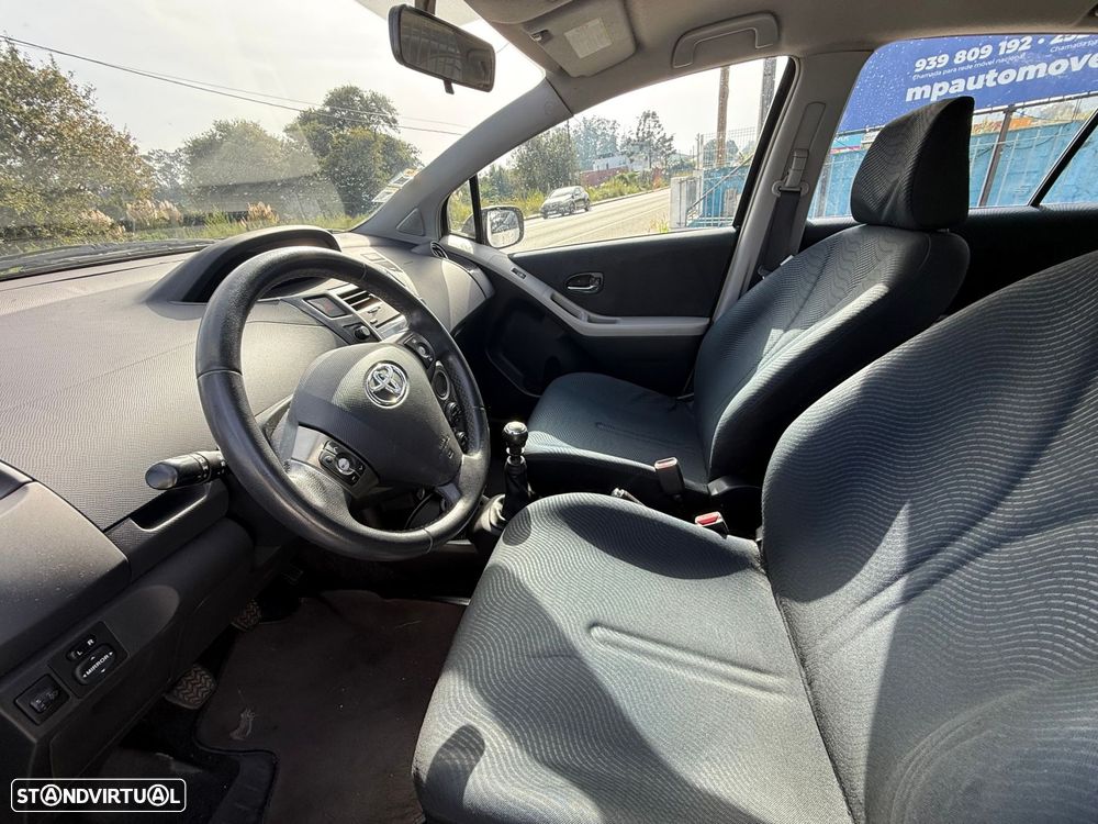 Toyota Yaris 1.4 D-4D AC - 16