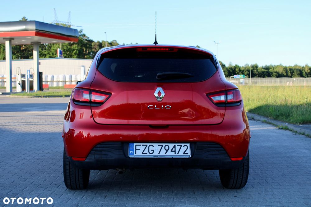 Renault Clio 1.2 16V 75 Start - 6