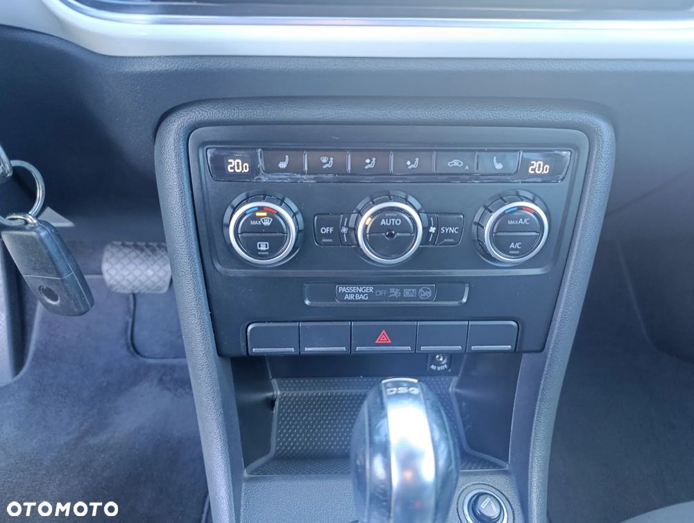 Volkswagen Beetle 1.6 TDI DPF DSG Blue Motion Technologie Exclusive Design - 20