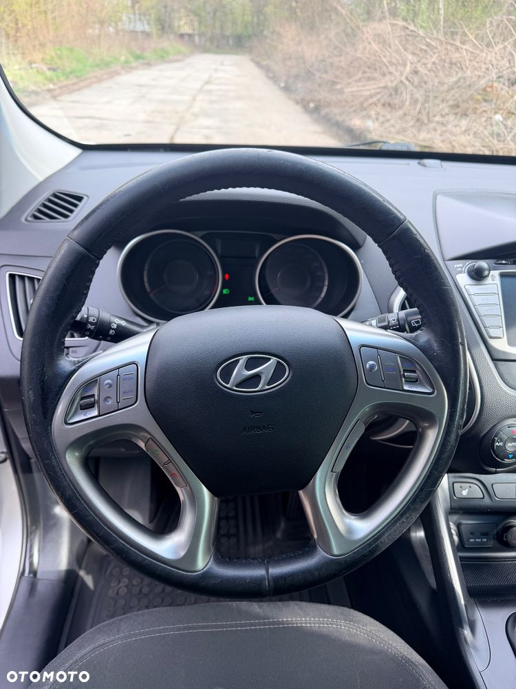 Hyundai ix35 1.7 CRDi Classic 2WD - 17