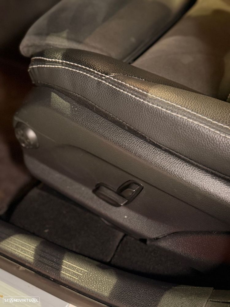 Mercedes-Benz GLC 250 d AMG Line 4-Matic - 25