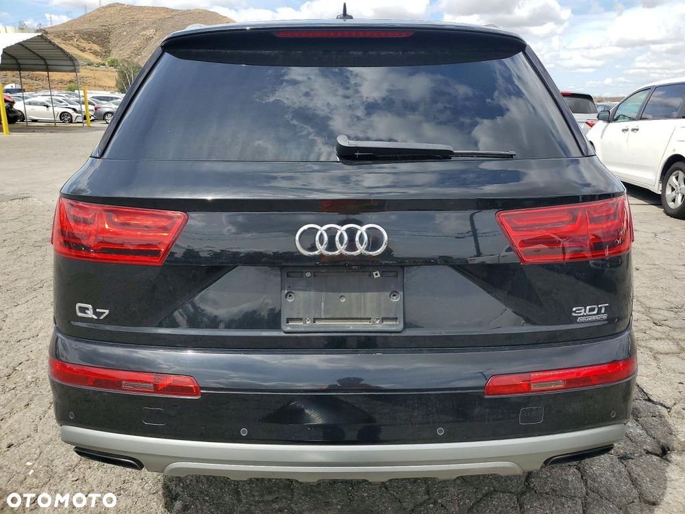 Audi Q7 - 6