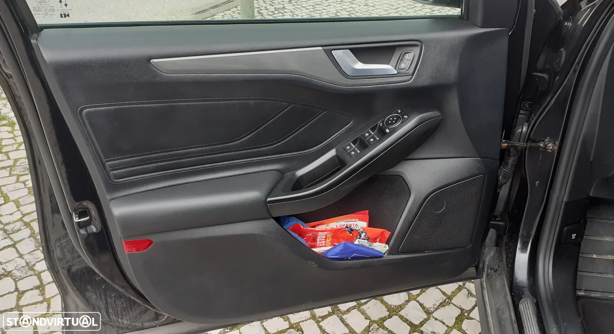 Ford Focus 1.5 TDCi EcoBlue ST-Line - 17