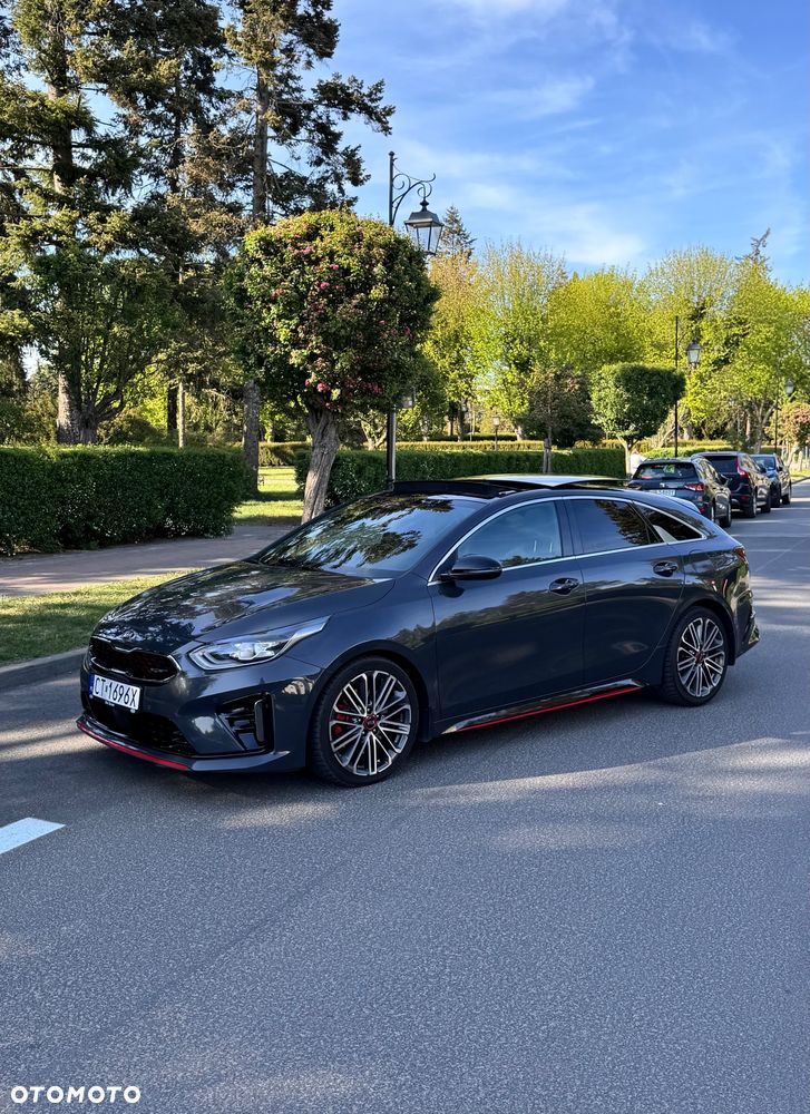 Kia ProCeed - 1