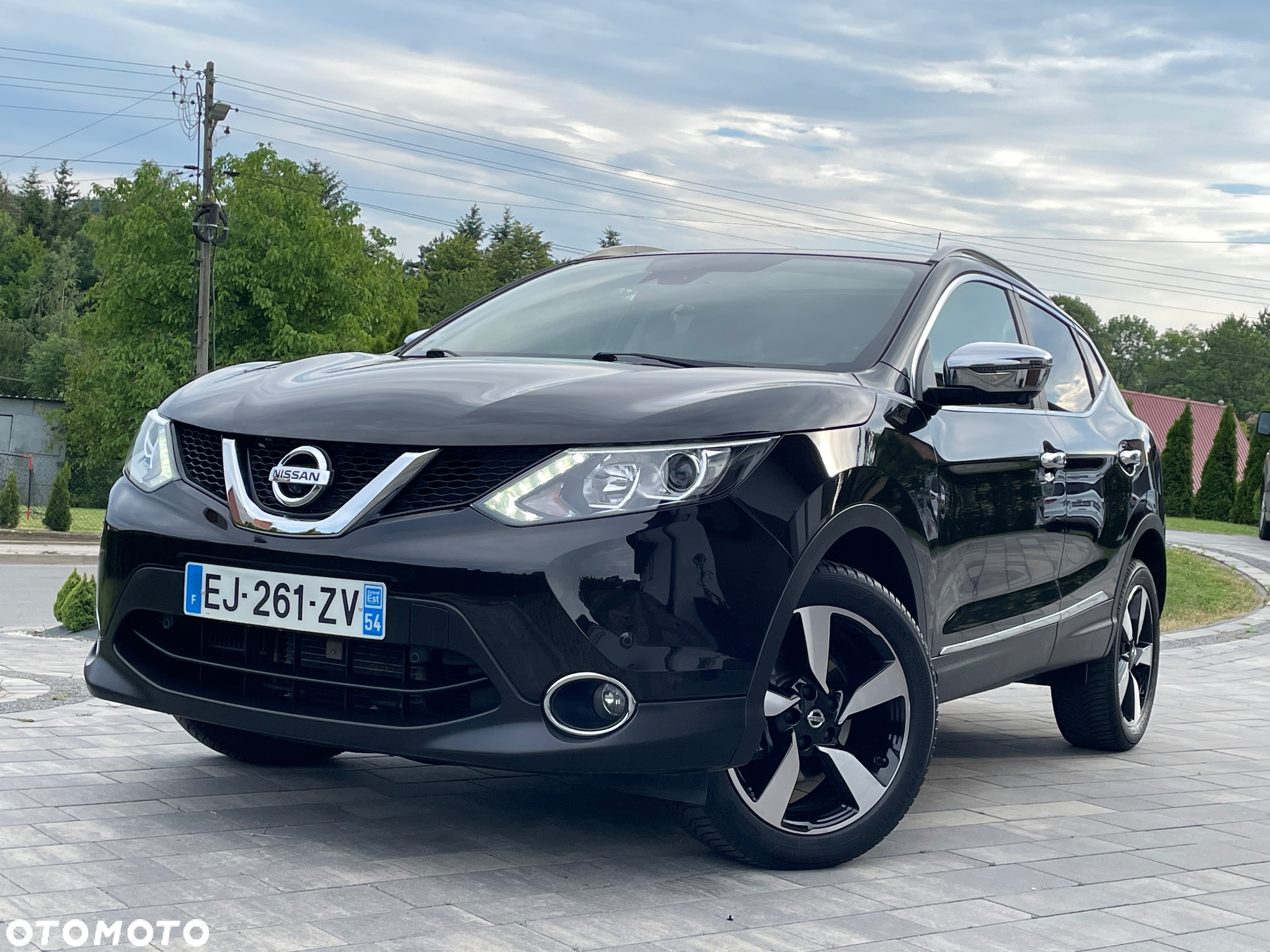 Nissan Qashqai 1.2 DIG-T Xtronic 360 - 2
