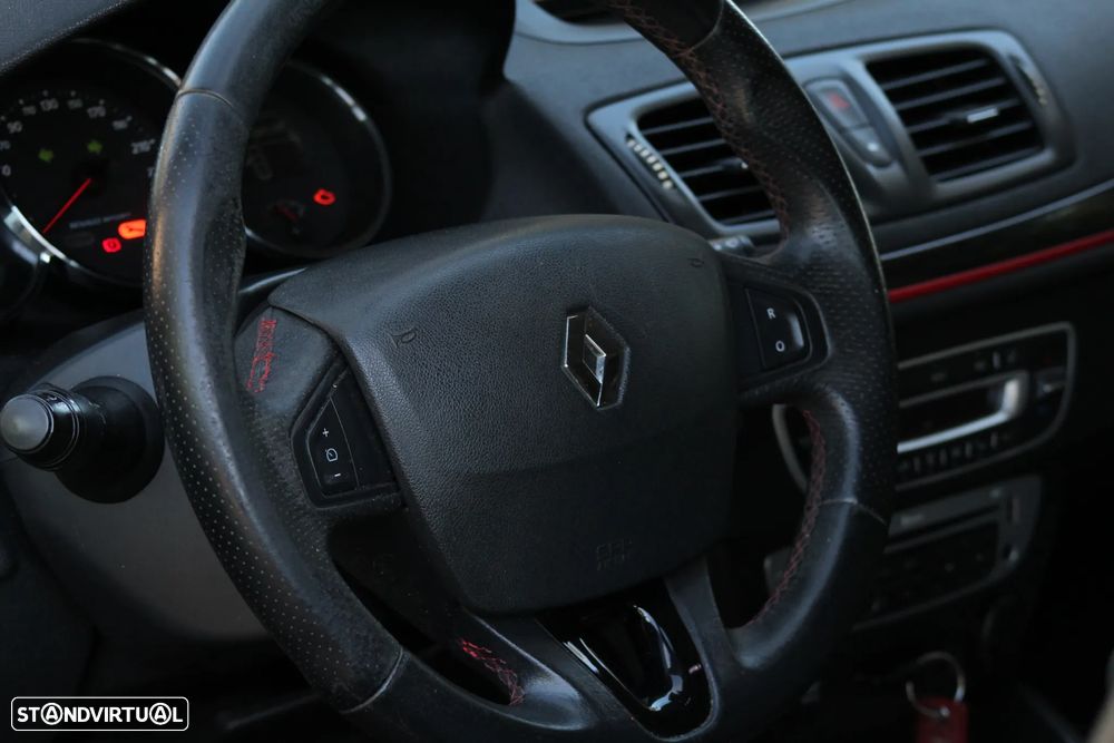 Renault Mégane Sport Tourer 1.5 dCi GT Line SS - 20