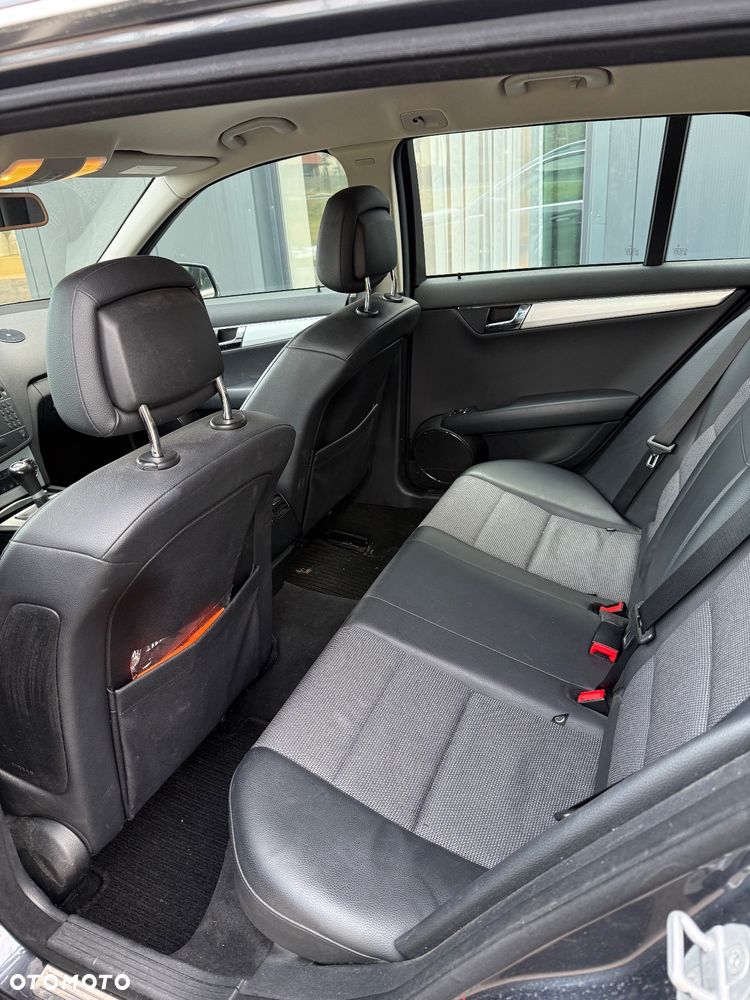 Mercedes-Benz Klasa C 180 K BlueEff Elegance - 7