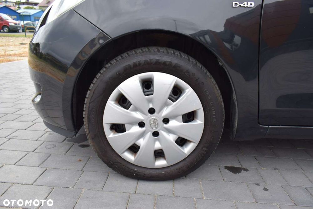 Toyota Yaris - 32