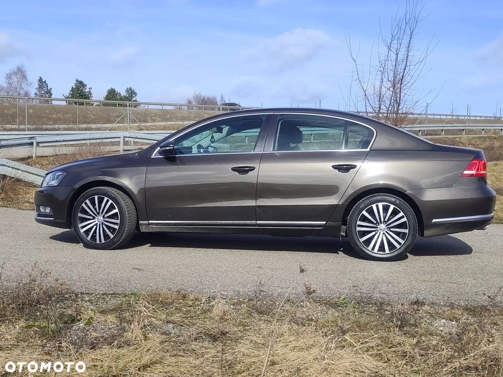 Volkswagen Passat 2.0 TDI Comfortline DSG - 5