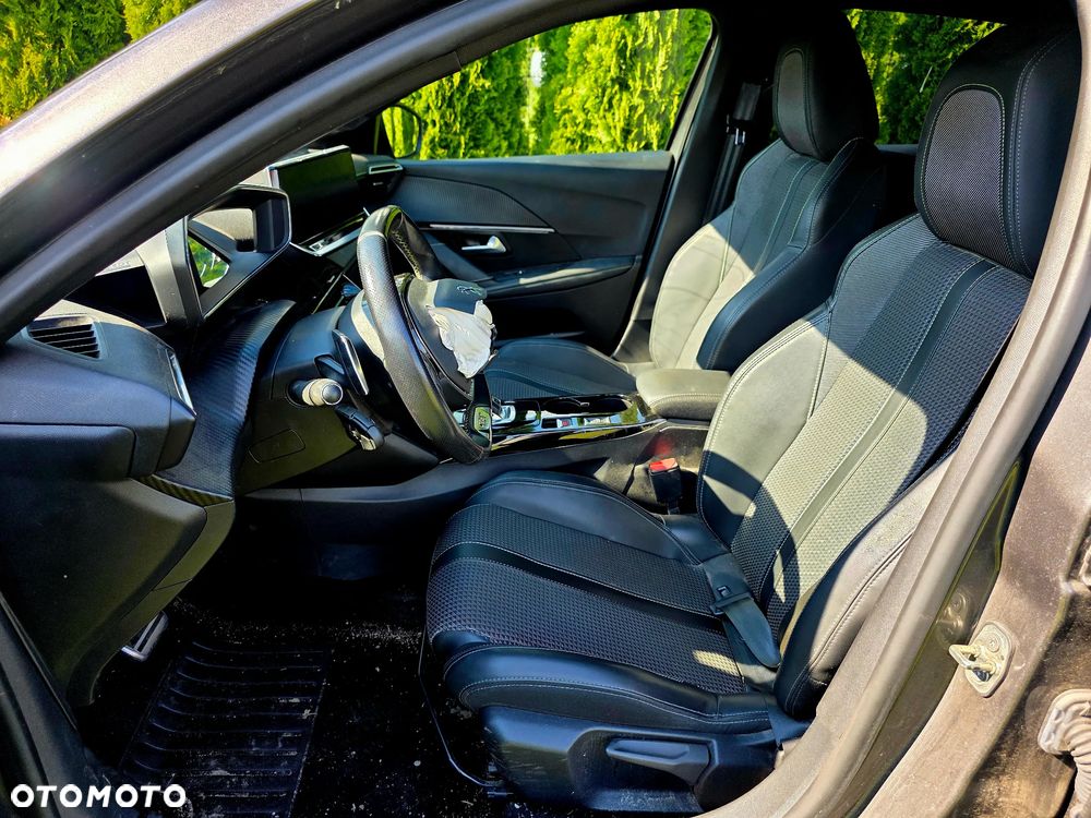 Peugeot 208 1.2 PureTech GT Line S&S EAT8 - 13