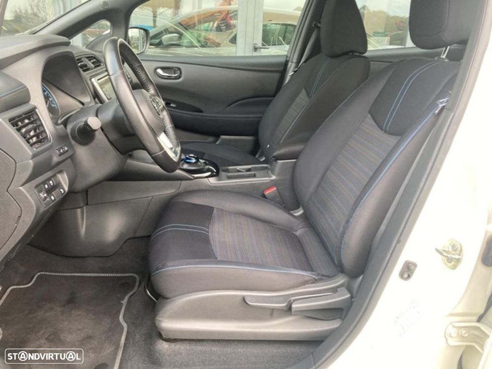 Nissan Leaf Acenta - 28