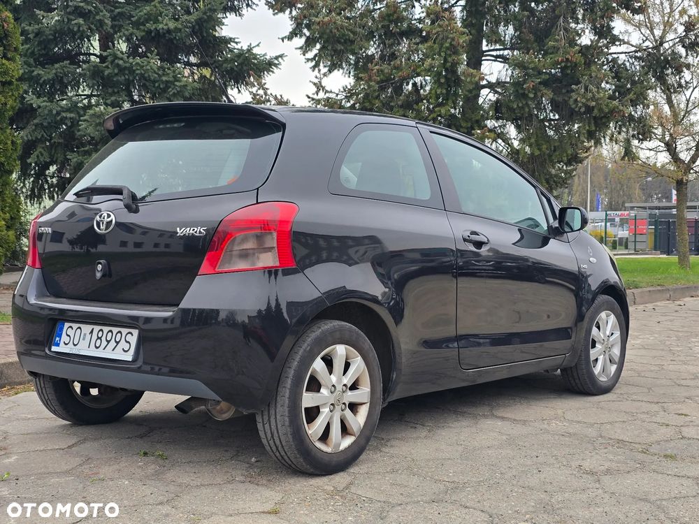 Toyota Yaris - 9