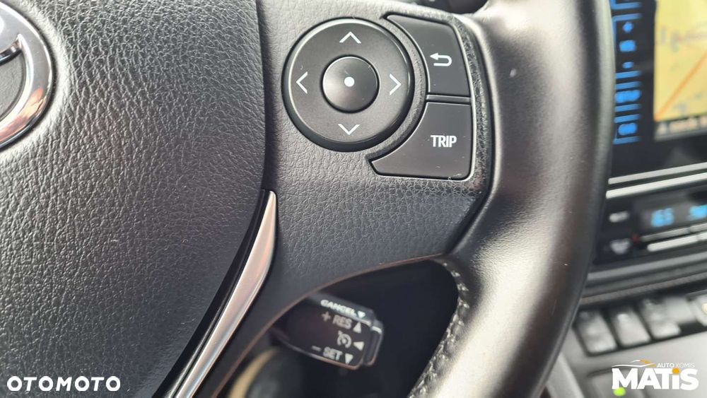 Toyota Auris - 32