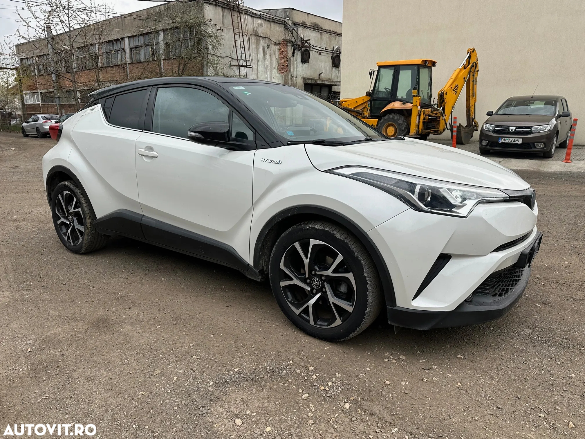 Toyota C-HR 1.8 HSD 122 CP 4x2 CVT C-lassy bi-tone - 10