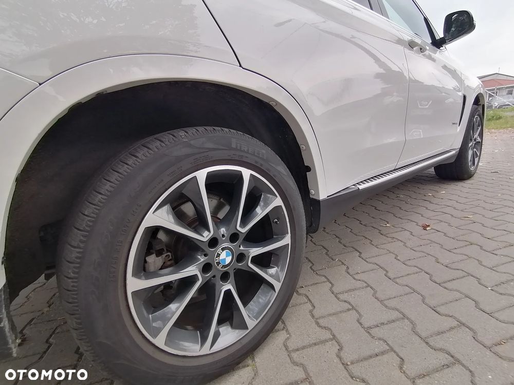 BMW X5 xDrive35i - 23