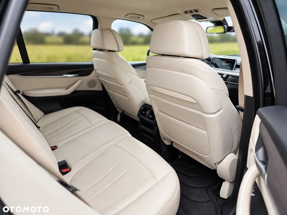 BMW X5 xDrive25d - 17