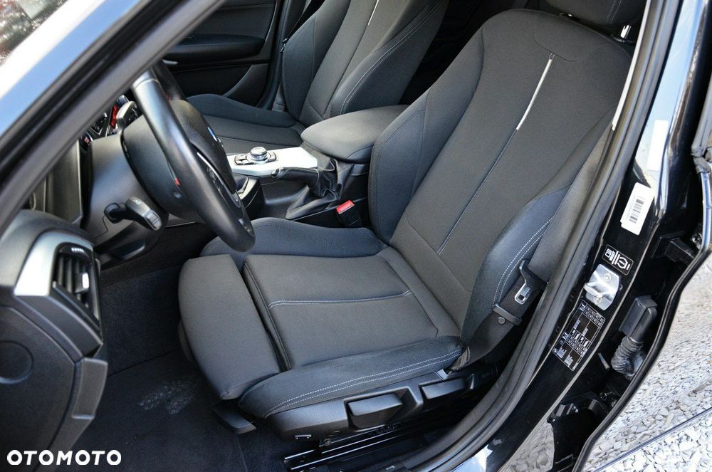BMW Seria 1 - 29