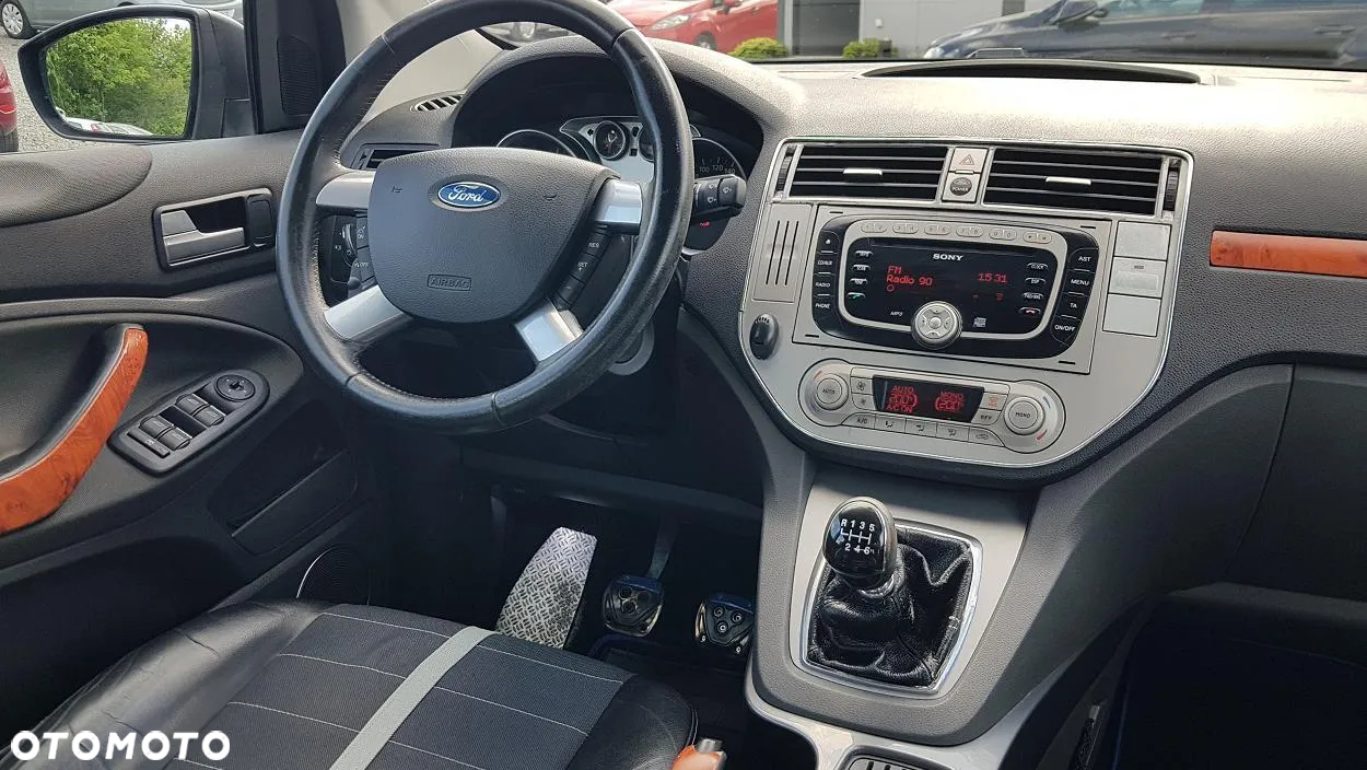 Ford Kuga 2.0 TDCi 4x4 Titanium - 18