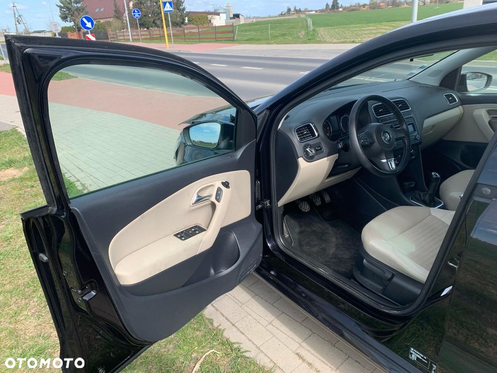 Volkswagen Polo 1.6 TDI Blue Motion Technology Black/Silver Edition - 27