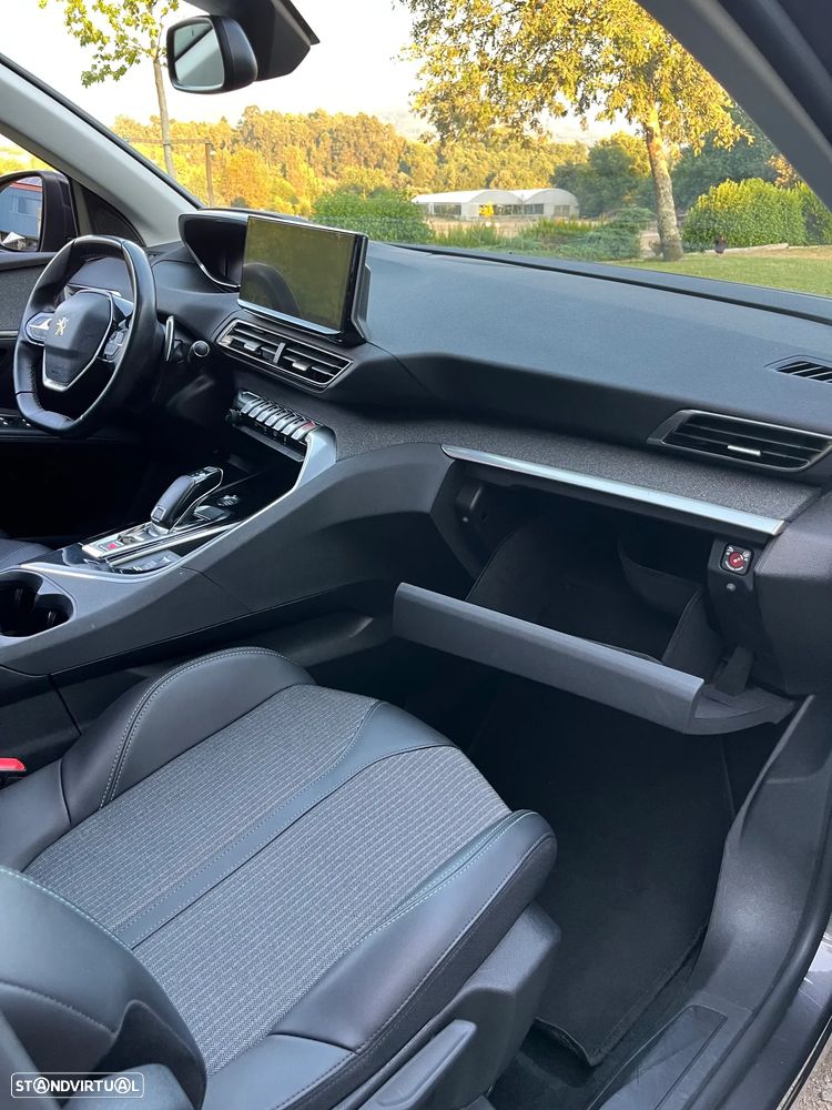 Peugeot 5008 1.5 BlueHDi Allure Pack EAT8 - 13