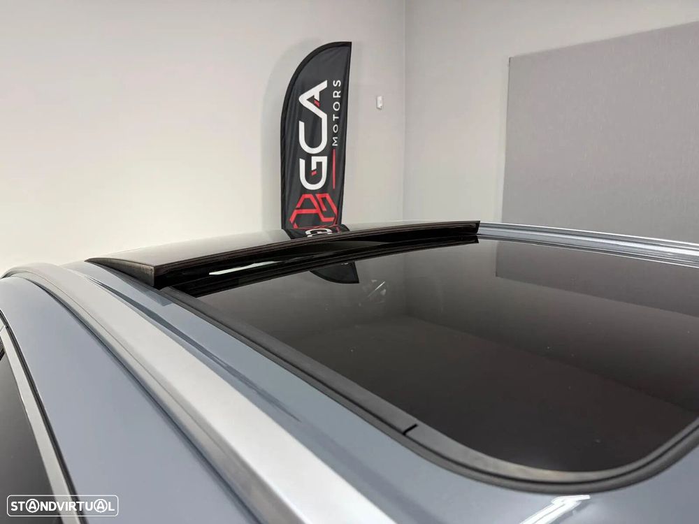 Volvo XC 60 2.0 T8 PHEV Plus Bright AWD - 28