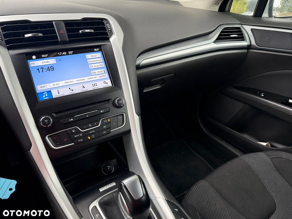 Ford Mondeo - 17