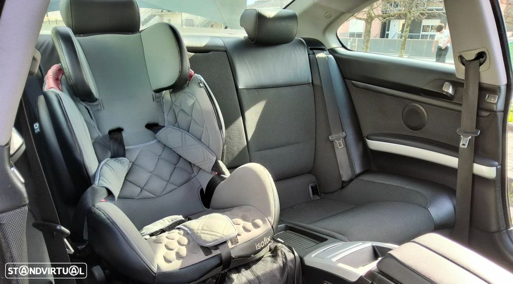 BMW 320 d Coupe - 12