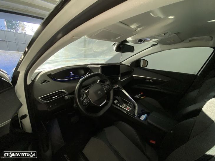 Peugeot 3008 1.2 PureTech Allure Pack EAT8 - 6