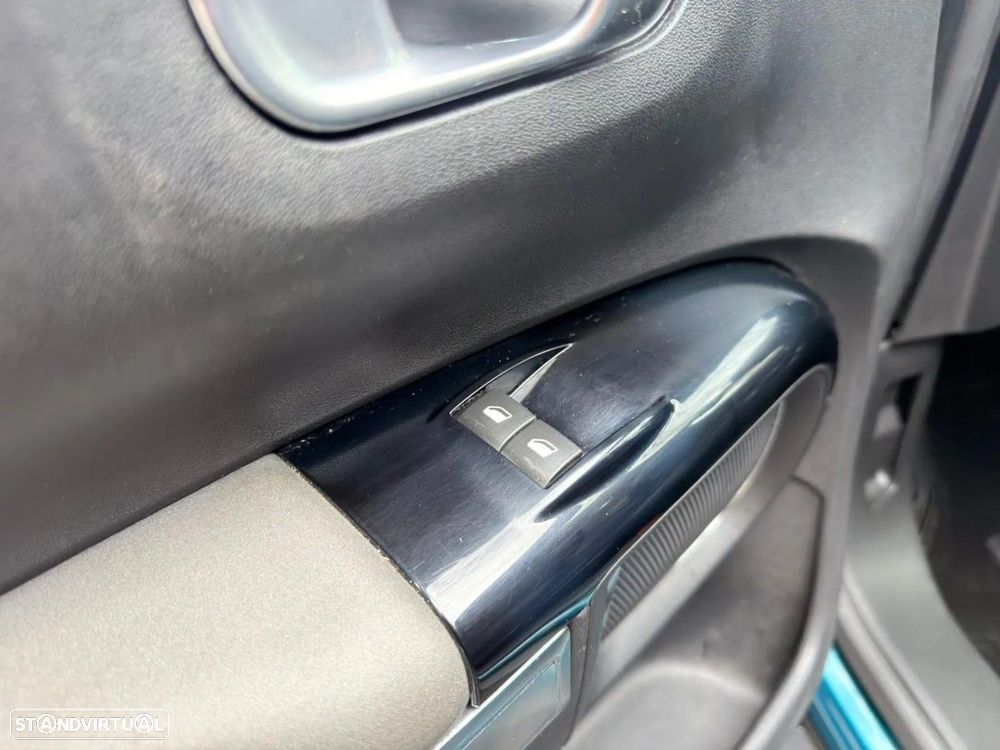 Citroën C4 Cactus 1.2 PureTech Shine EAT6 - 13